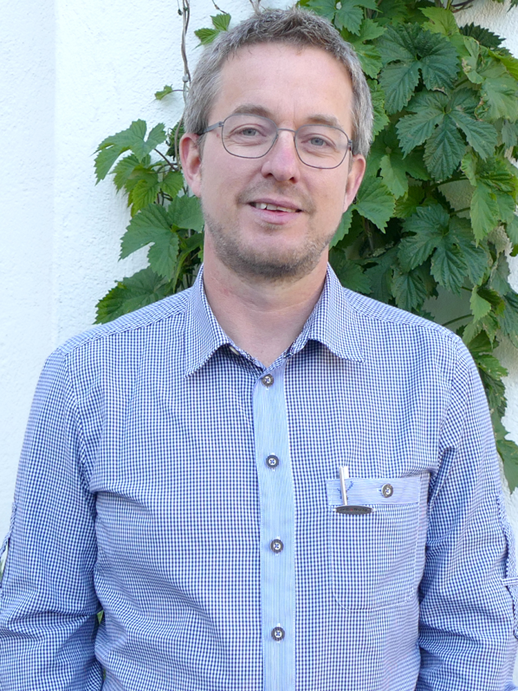 Dr. Jens Kahler
