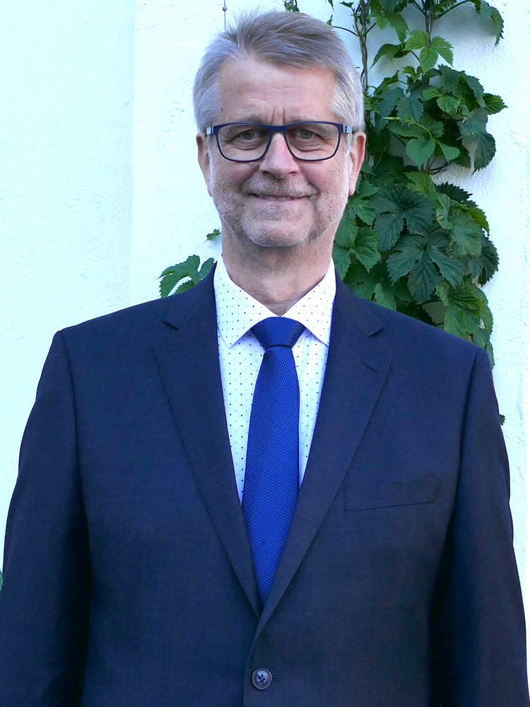 Dr. Volkhard Schreiner