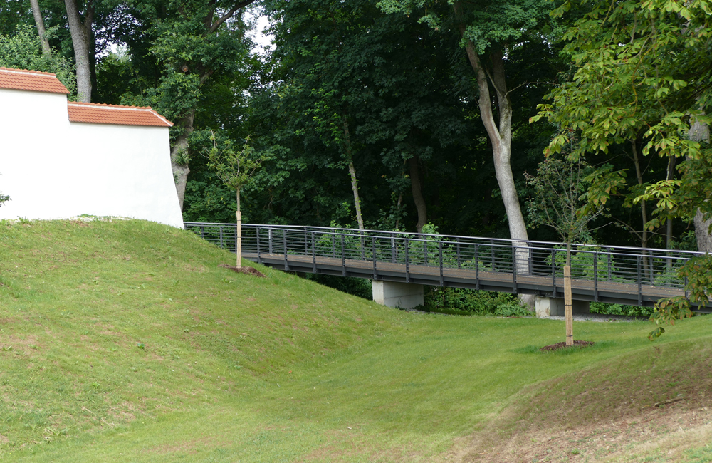 Stadtmauer-Steg